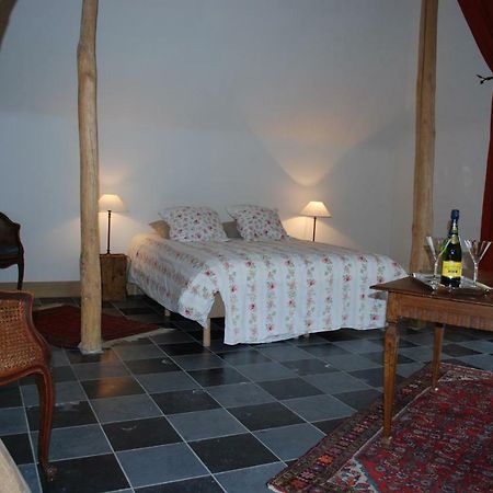 Lisa'S Weelde Bed & Breakfast Tongeren Bagian luar foto